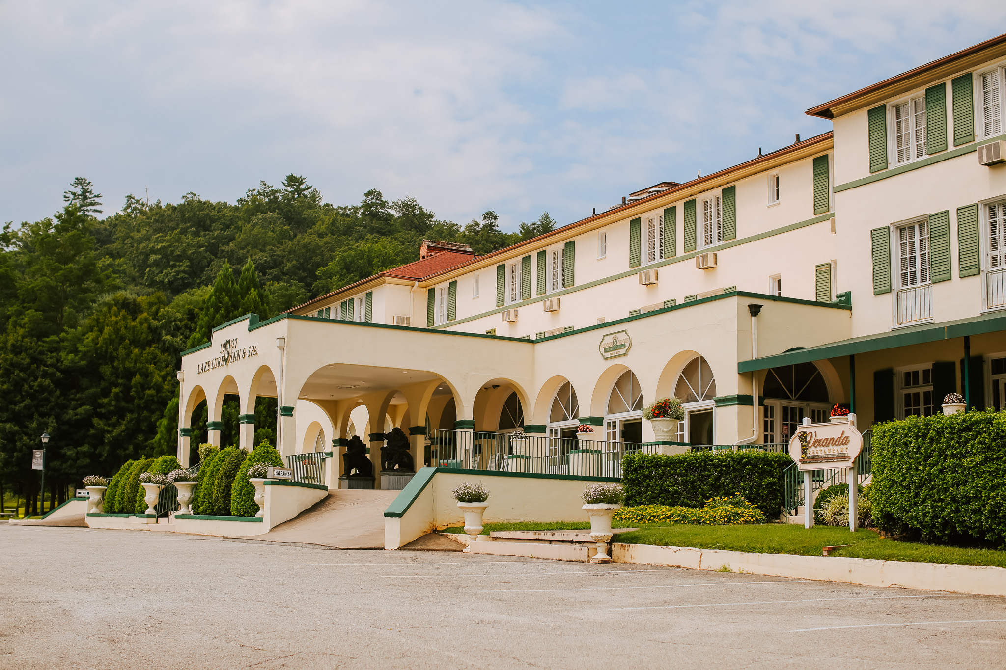 Historic Lake Lure Inn