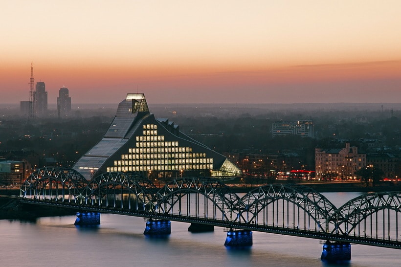 airBaltic launches Riga – Verona and Riga – Salzburg
