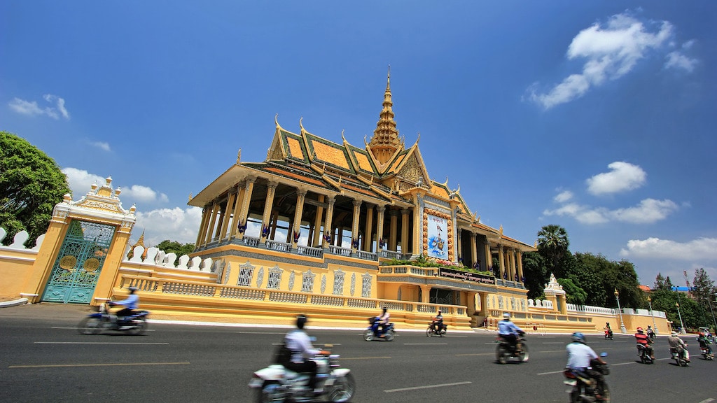 Cambodia Set to Open for Tourism in November 2021