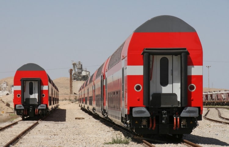 Bombardier to Build 120 Train Cars for China Railway