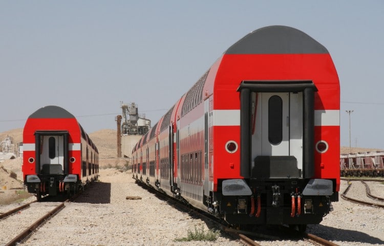 Bombardier to Build 120 Train Cars for China Railway 1 cq5dam.web .750.750