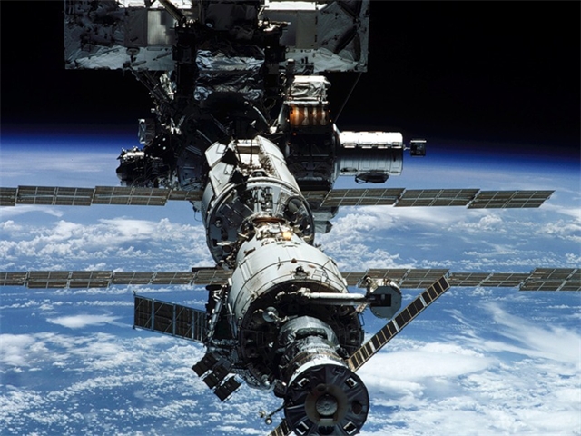 Russia Wants To Build a Luxury Hotel on the ISS 1 iss