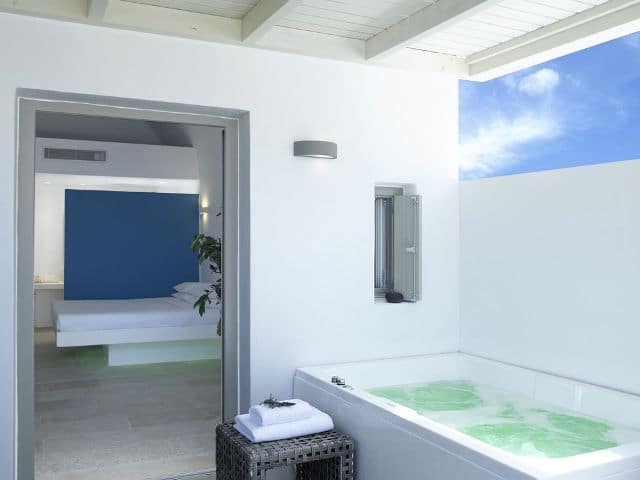 hotels in Santorini