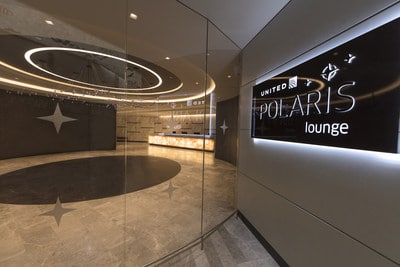 United Polaris lounge at EWR