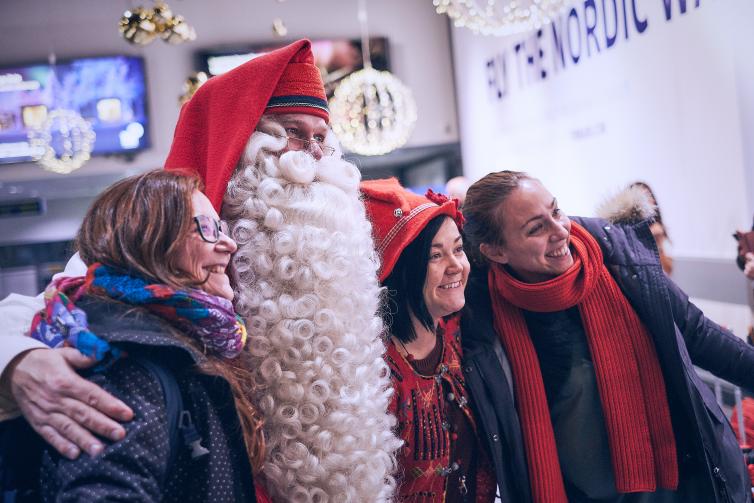 677 Christmas Charters to Land in Lapland
