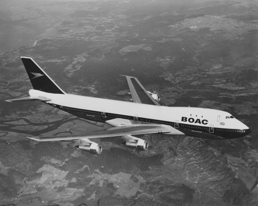 The BOAC-liveried Boeing 747 Lands at Heathrow