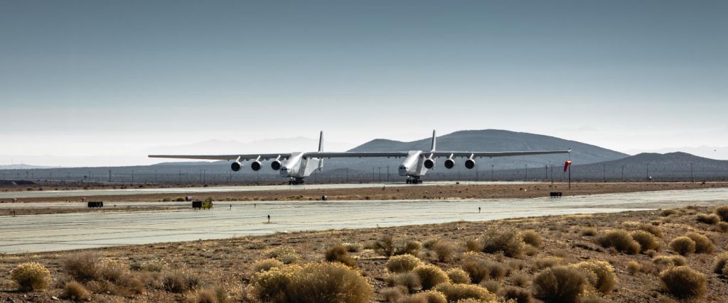 World’s Largest Aircraft  Completes First Flight