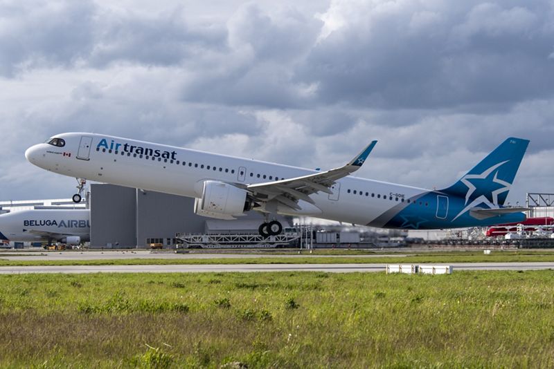 Airbus Delivers First A321LR to Canada’s Air Transat