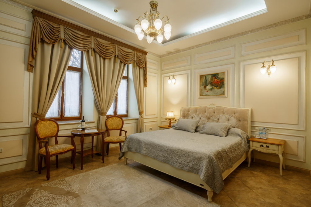 chopin best hotels in Lviv