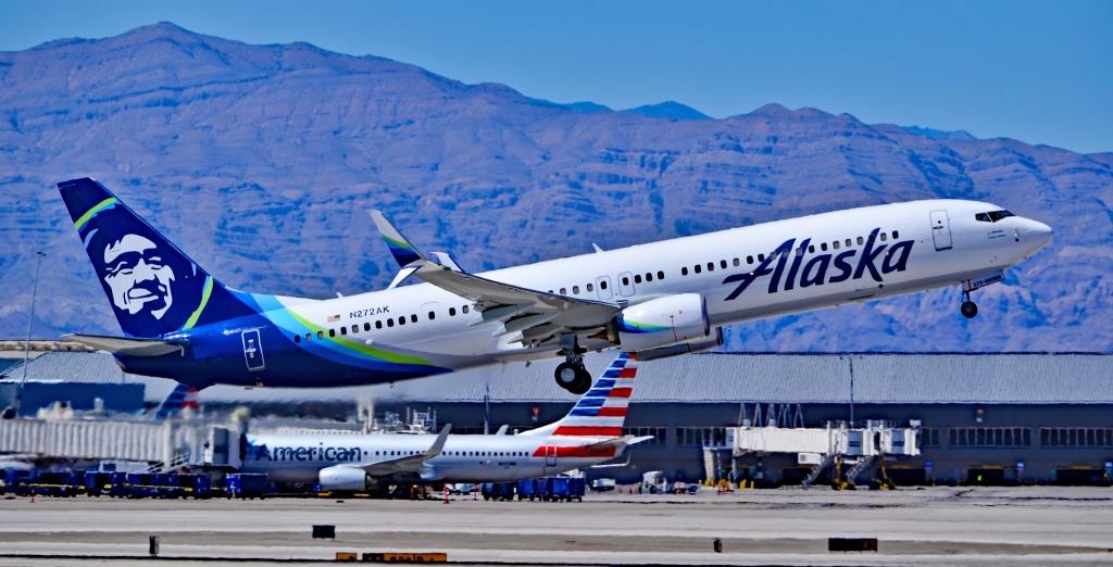 Alaska Airlines Partners with Surfline