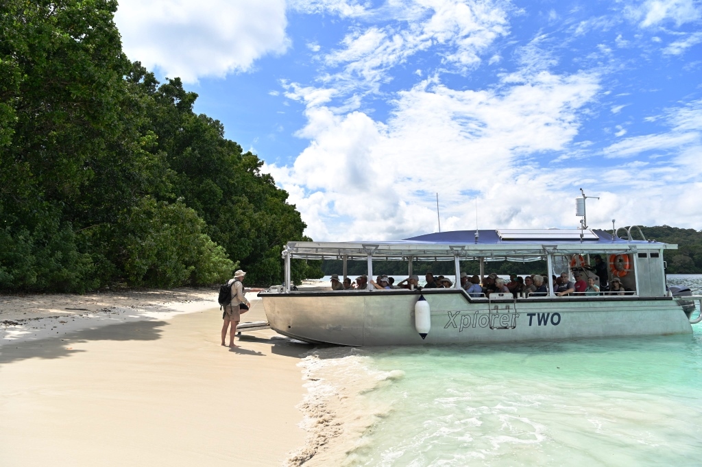 Great Barrier Reef cruise