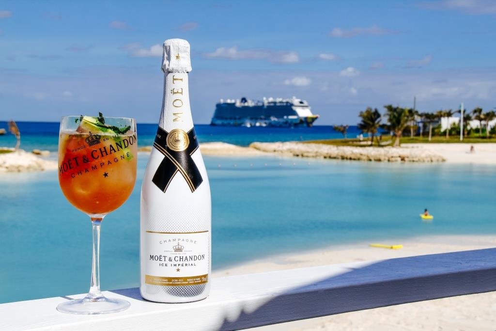 Moët & Chandon Sets Sail with Norwegian Cruise Line