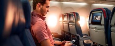 delta social distancing Middle Seat