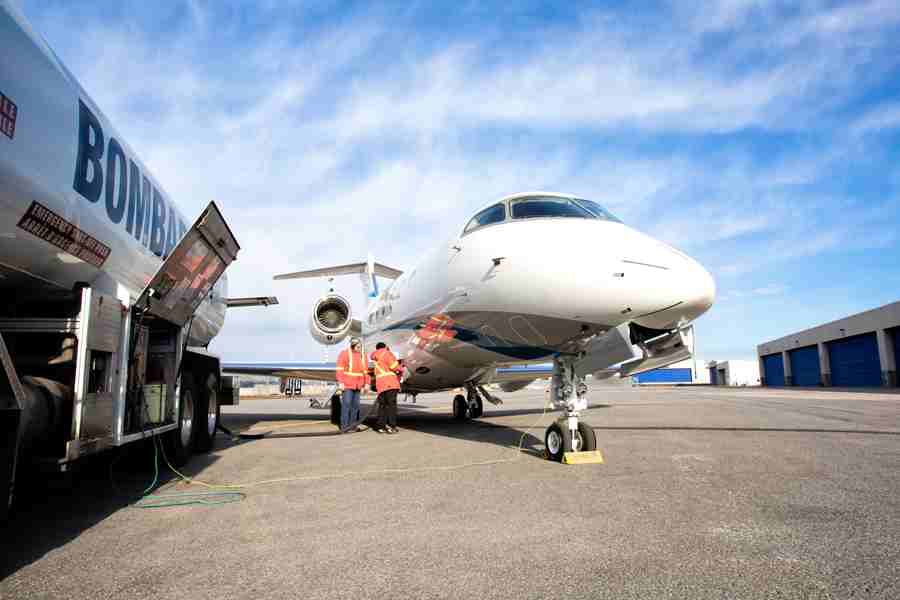 Latitude 33 Accepts First Aircraft Fueled with Sustainable Aviation Fuel
