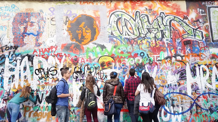 Lennon Wall, Prague graffiti