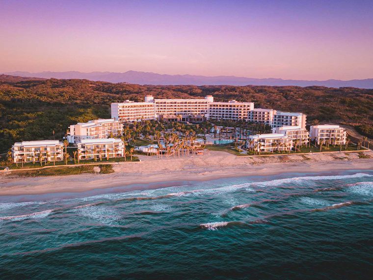 Hilton’s First-Ever Conrad Brand Resort Opens in Mexico