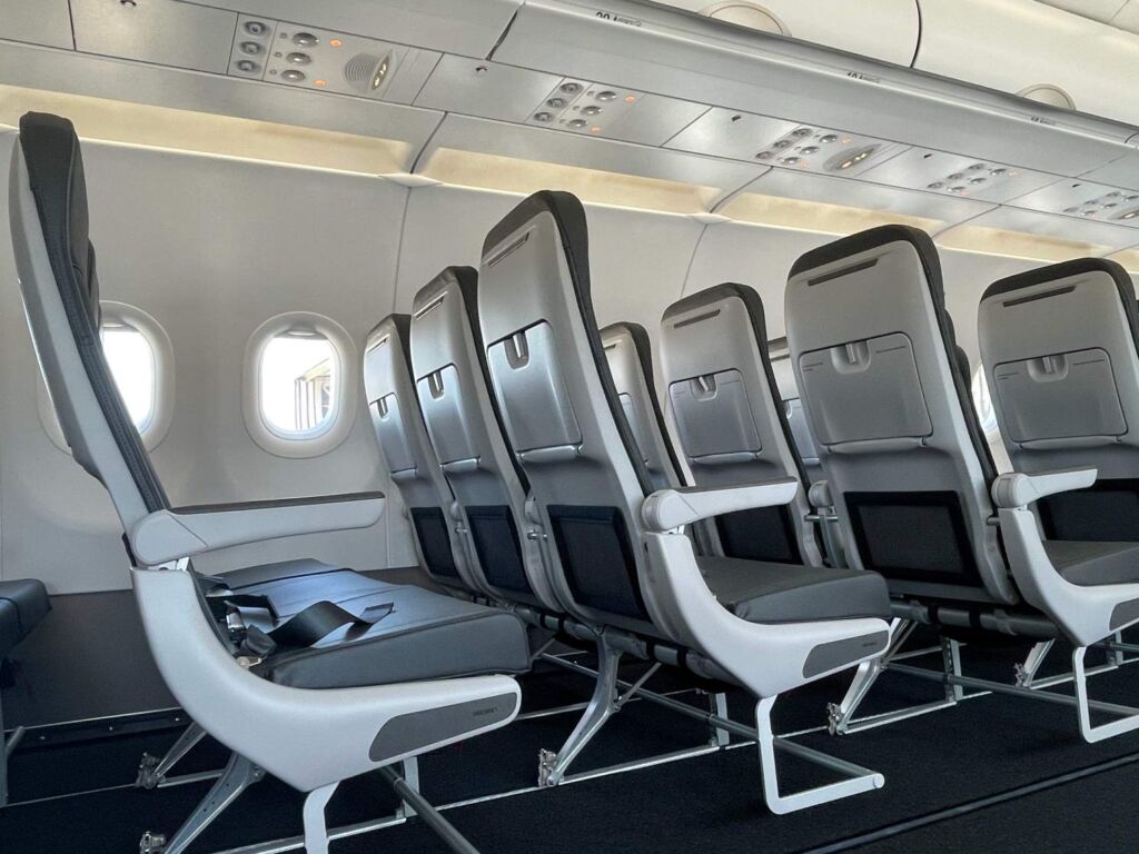 Frontier Airlines Reveals New Light-Weight Seats