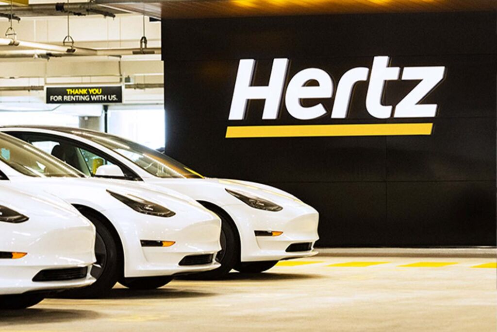 Hertz Invests in Largest Electric Vehicle Rental Fleet