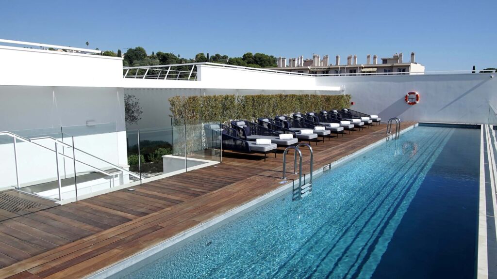 Hotel Indigo Opens Hotel on the French Riviera