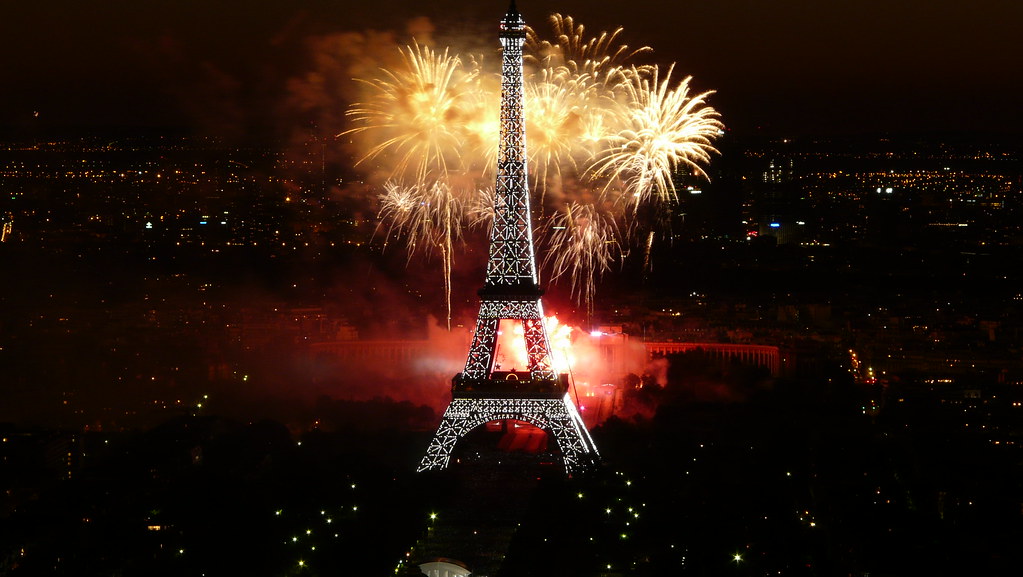 paris new year