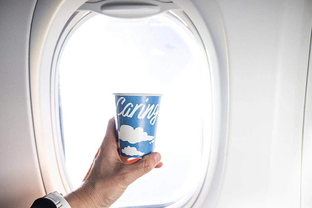 Alaska Airlines Becomes First U.S. Airline to Eliminate Plastic Cups On Board
