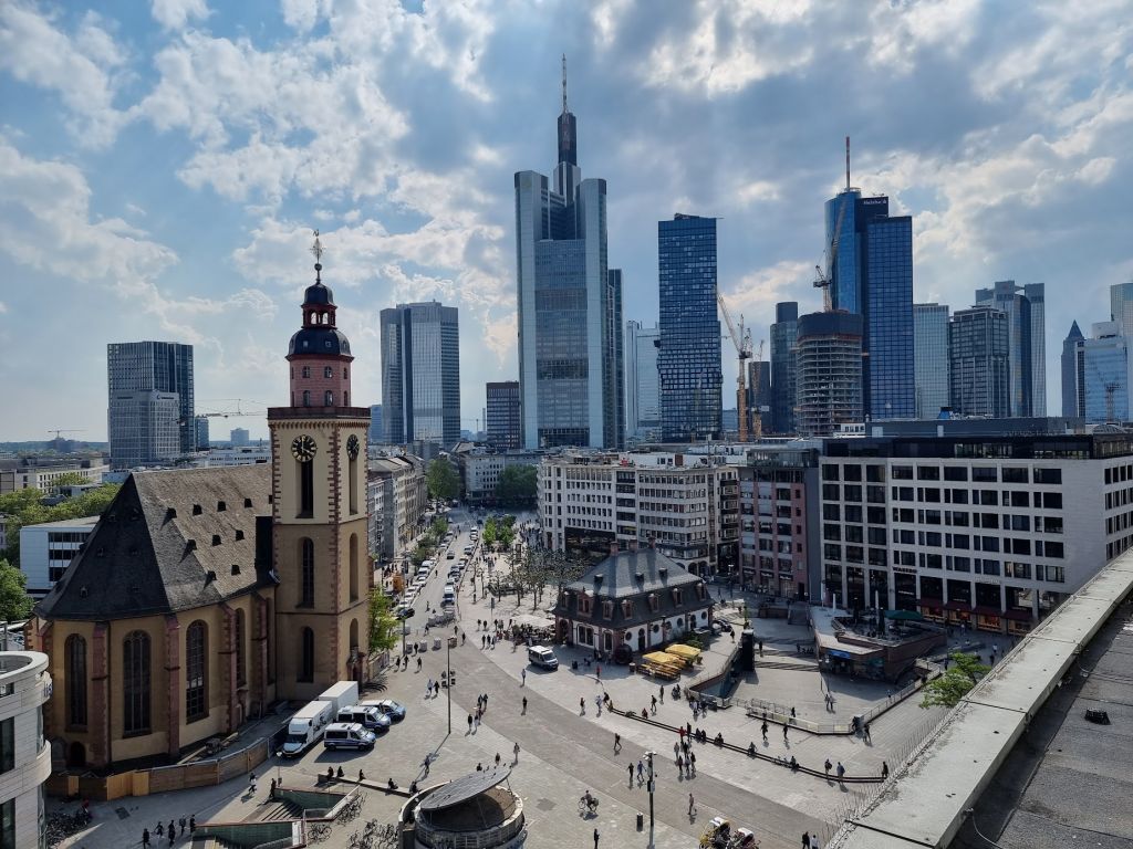 Europe Travel Guide 6 frankfurt