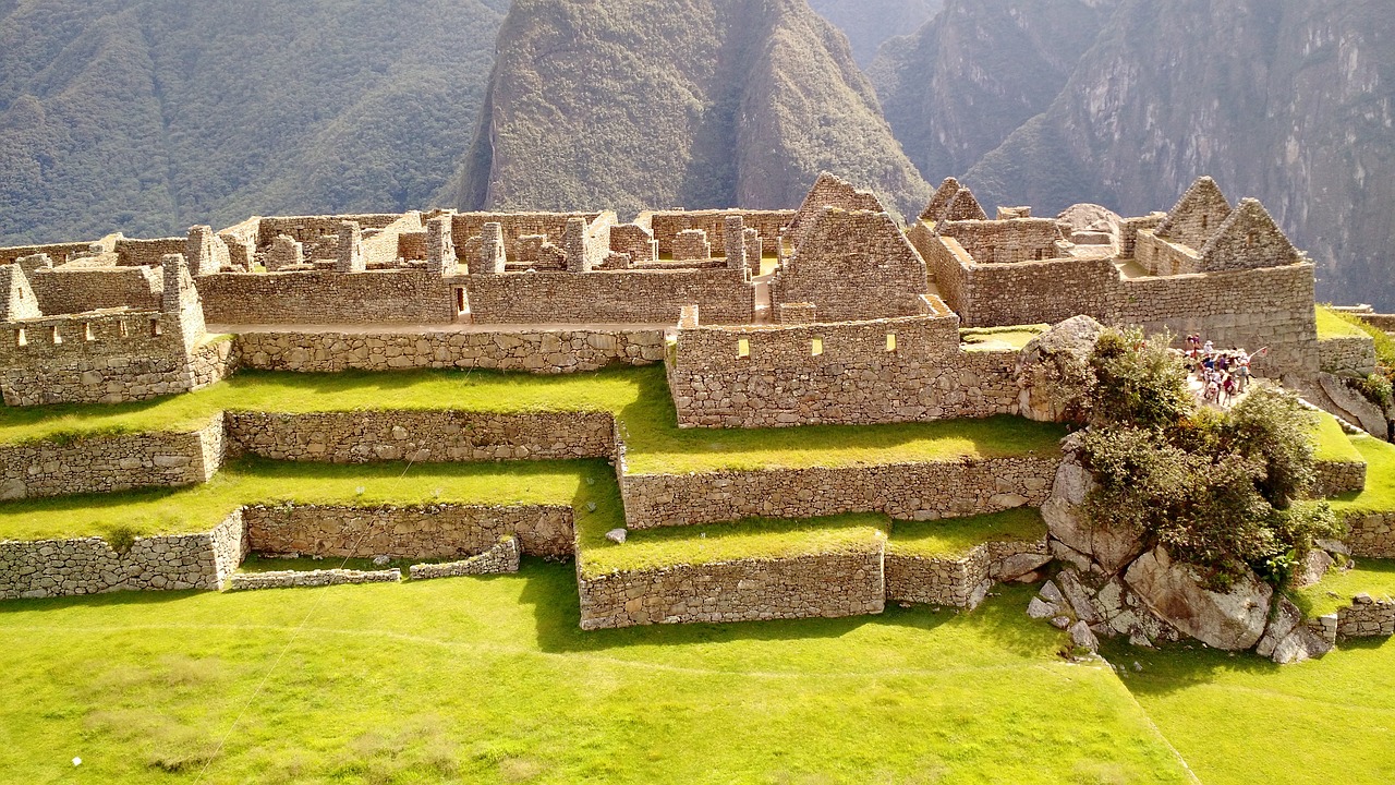 flights to Machu Picchu