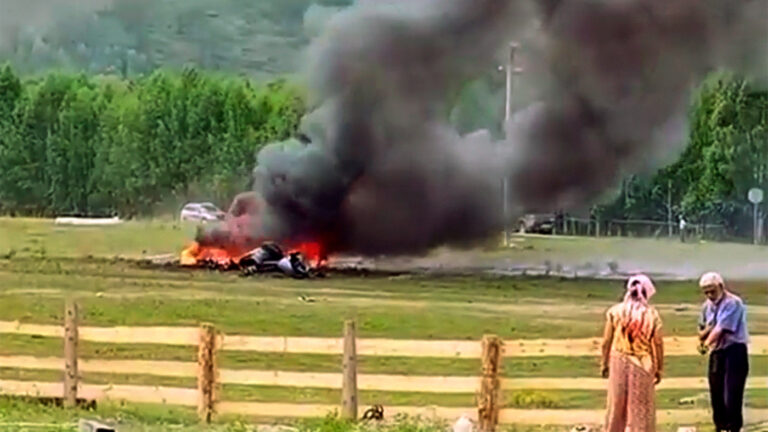 Helicopter Crash in Russia Claims Six Lives, Injures Ten Tourists 1 helicopter crash
