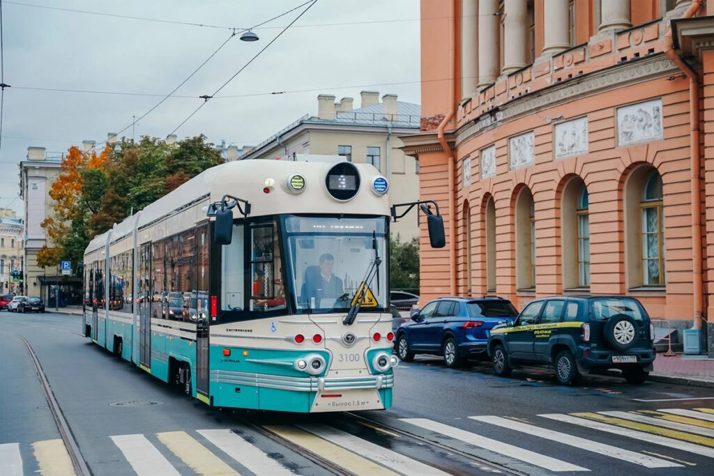 Retro Tram