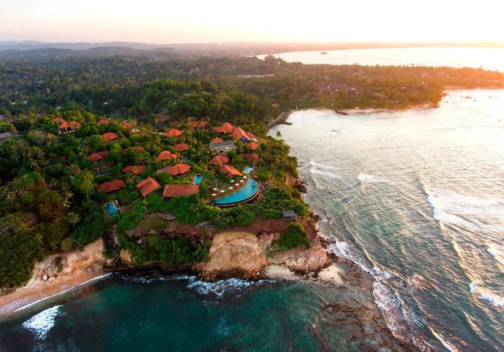 5 Luxury Hotels in Sri Lanka 4 Cape Weligama