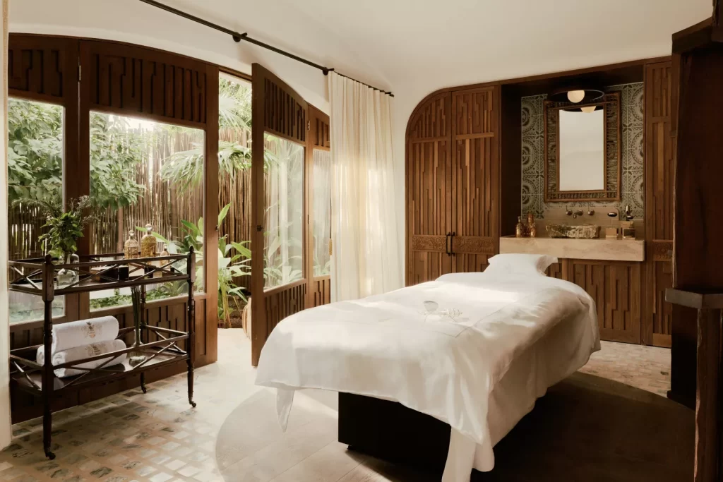 Orient Express and Guerlain Unveil the Ultimate Spa at Sea Aboard a Record-Breaking Sailing Yacht 10 maroma spa by guerlain