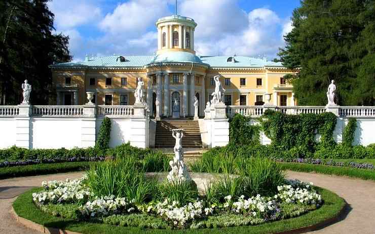 Arkhangelskoye Estate