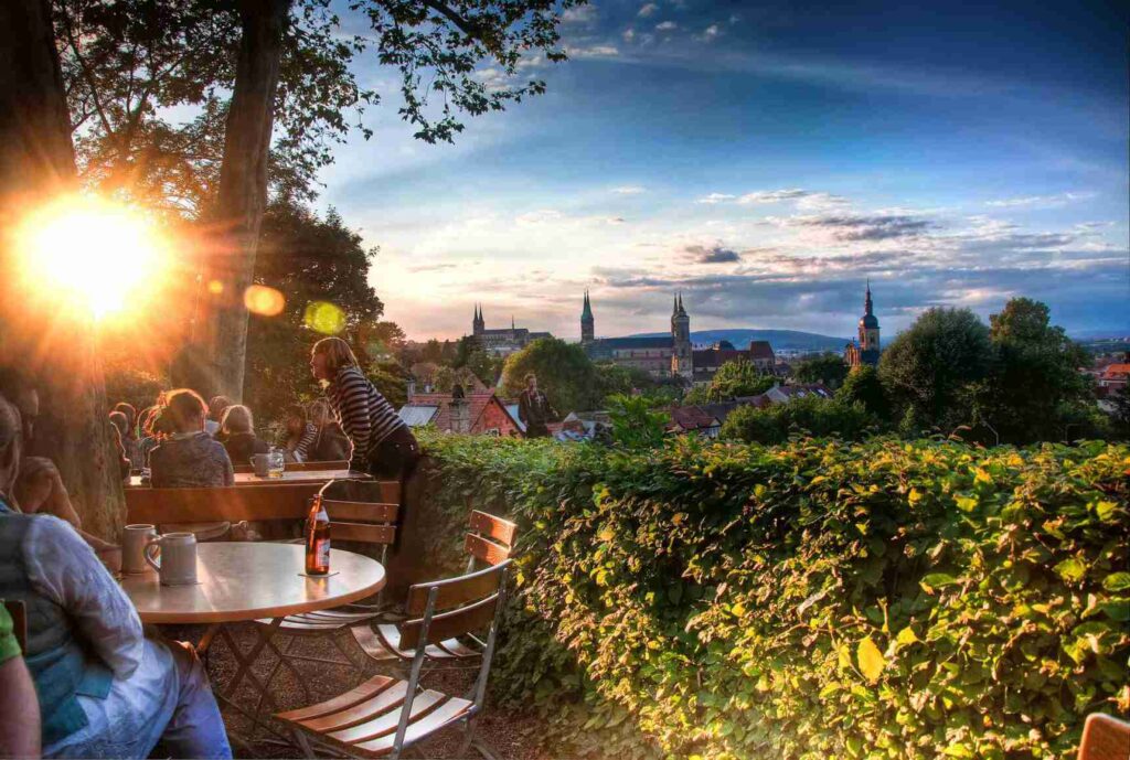 Munich Debuts Die Null – Alcohol-Free Biergarten