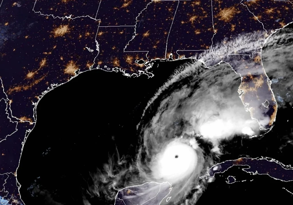 Thousands of U.S. Flights Canceled or Delayed Due to Hurricane Milton 11 milton