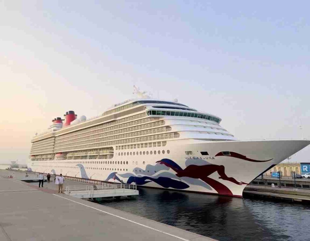 Bahrain Welcomes 2024-2025 Cruise Season 7 Bahrain