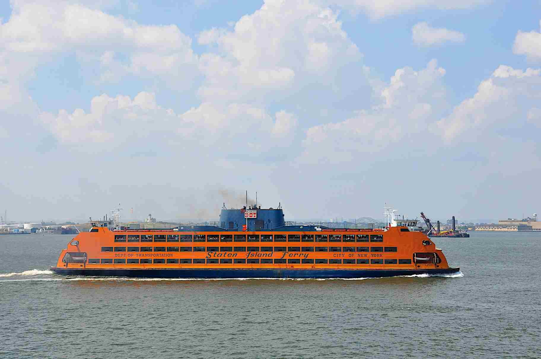 20 Cheap Things to Do in NYC with Friends 3 Staten Island Ferry
