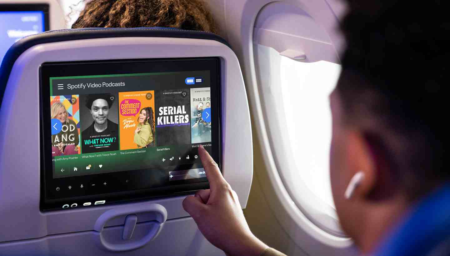 United Airlines Introduces New Rule Requiring Headphones for Onboard Audio 2 United and Spotify