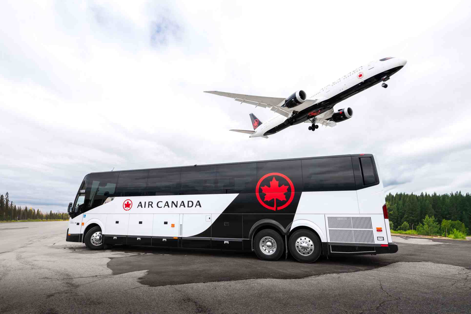 Air Canada Expands Premium Landline Coach Service to Kingston 2 Landline