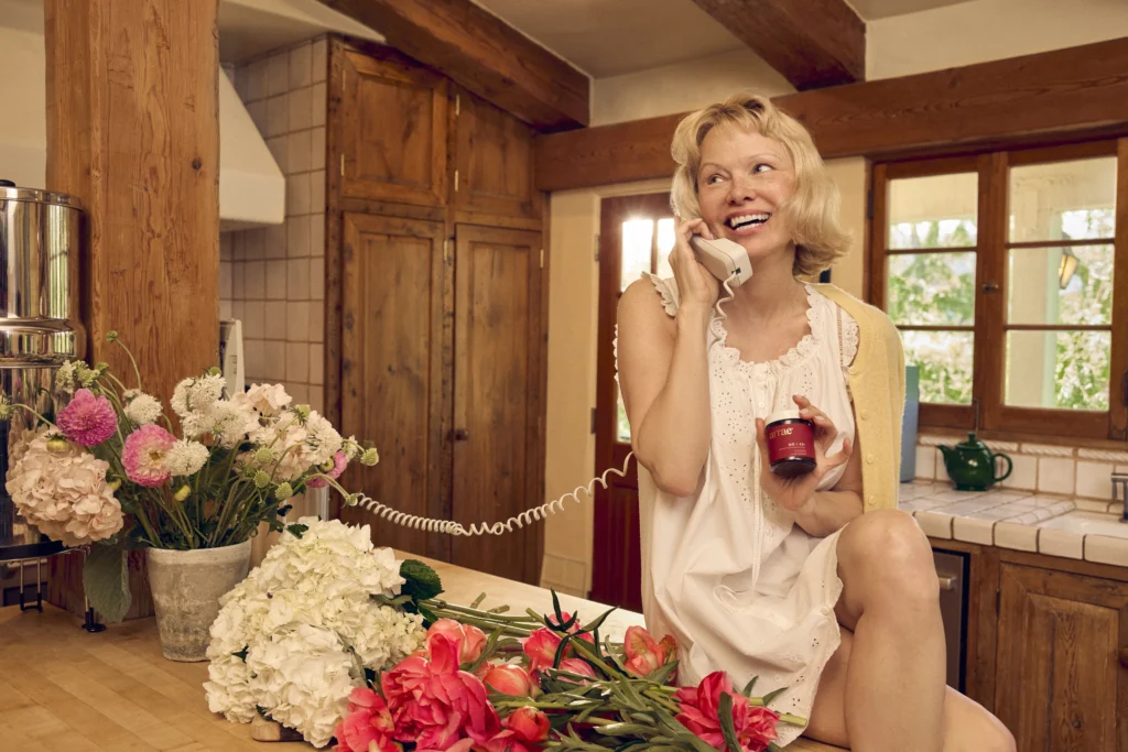 Pamela Anderson Stars in Arrae’s New MB-1 45+ Campaign for Midlife Wellness 1 Arrae