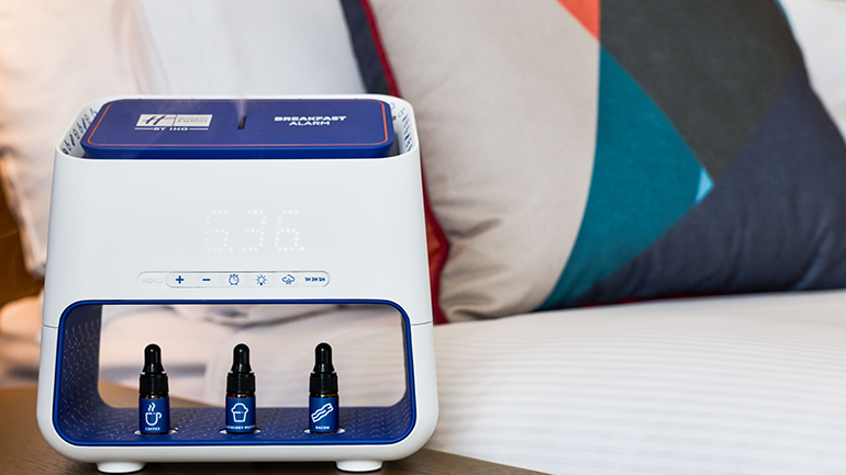 Holiday Inn Express Launches Breakfast Alarm Clock to Wake Guests with the Smell of Breakfast 4 Breakfast Alarm Clock
