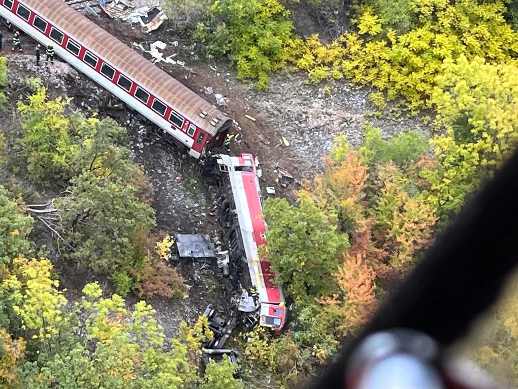 Over 100 Injured in High-Speed Train Collision in Slovakia