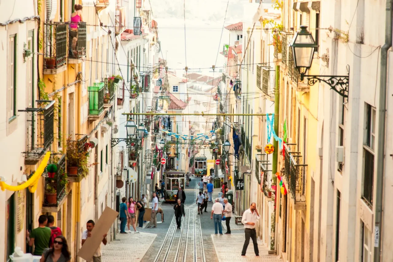 Portugal Airport Strike Disrupts Brazil Flights Ahead Of Busy Travel Week 4 Lisbon