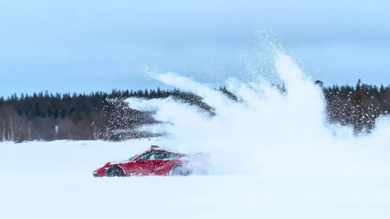 HunterMoss Launches Luxury Supercar Tours Through the European Alps from €17,990 13 HunterMoss