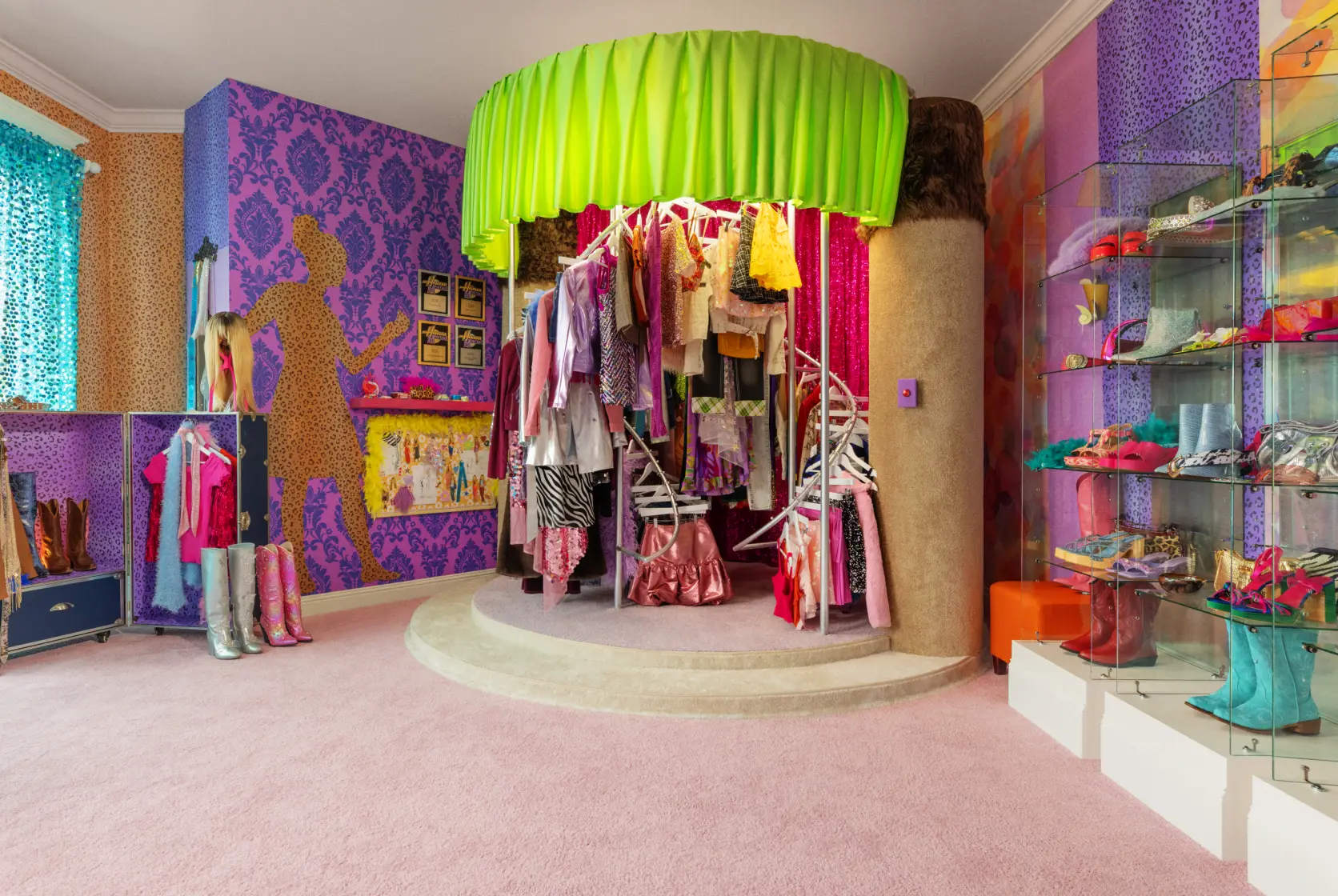 Airbnb Opens Hannah Montana Malibu House with Dream Closet Stay for Fans