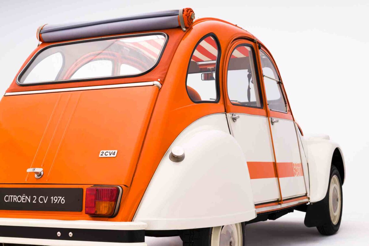 2CV SPOT