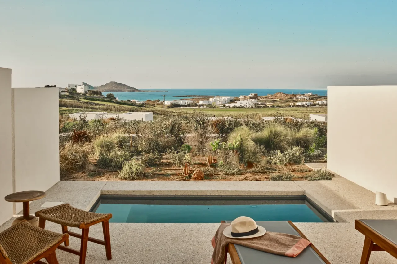 Ovéa Paros Opens This May, Introducing A New Expression of Refined Cycladic Hospitality 5 OVÉA PAROS