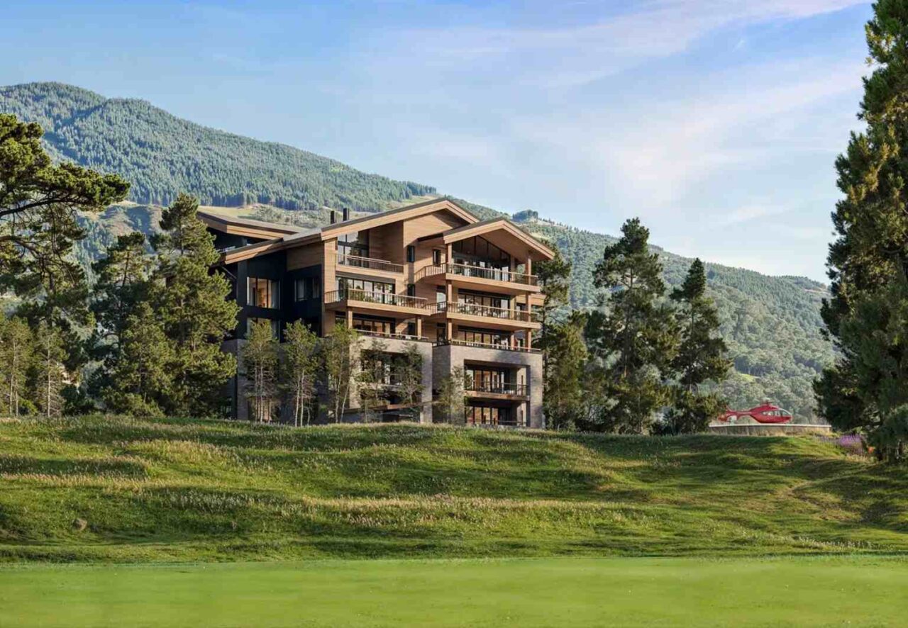 Cabot Revelstoke Expands Luxury Mountain Resort Development In British Columbia 11 Cabot Revelstoke