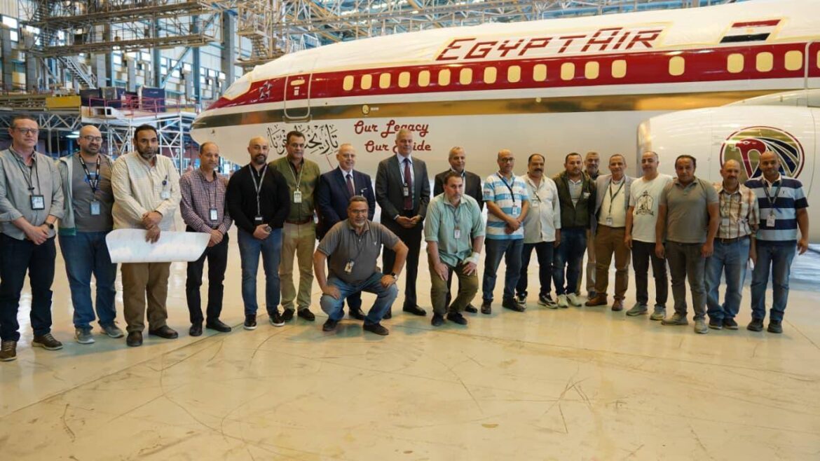 Emirates Unveils UAE Flag Livery on A380 as the Airline Marks 1 Jet 10 Emirates