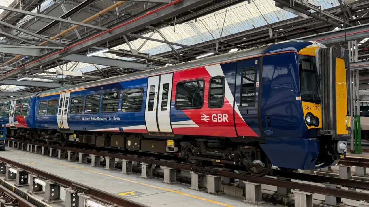 First Great British Railways Train Unveiled Ahead Of Public Ownership Rollout 8 Great British Railways