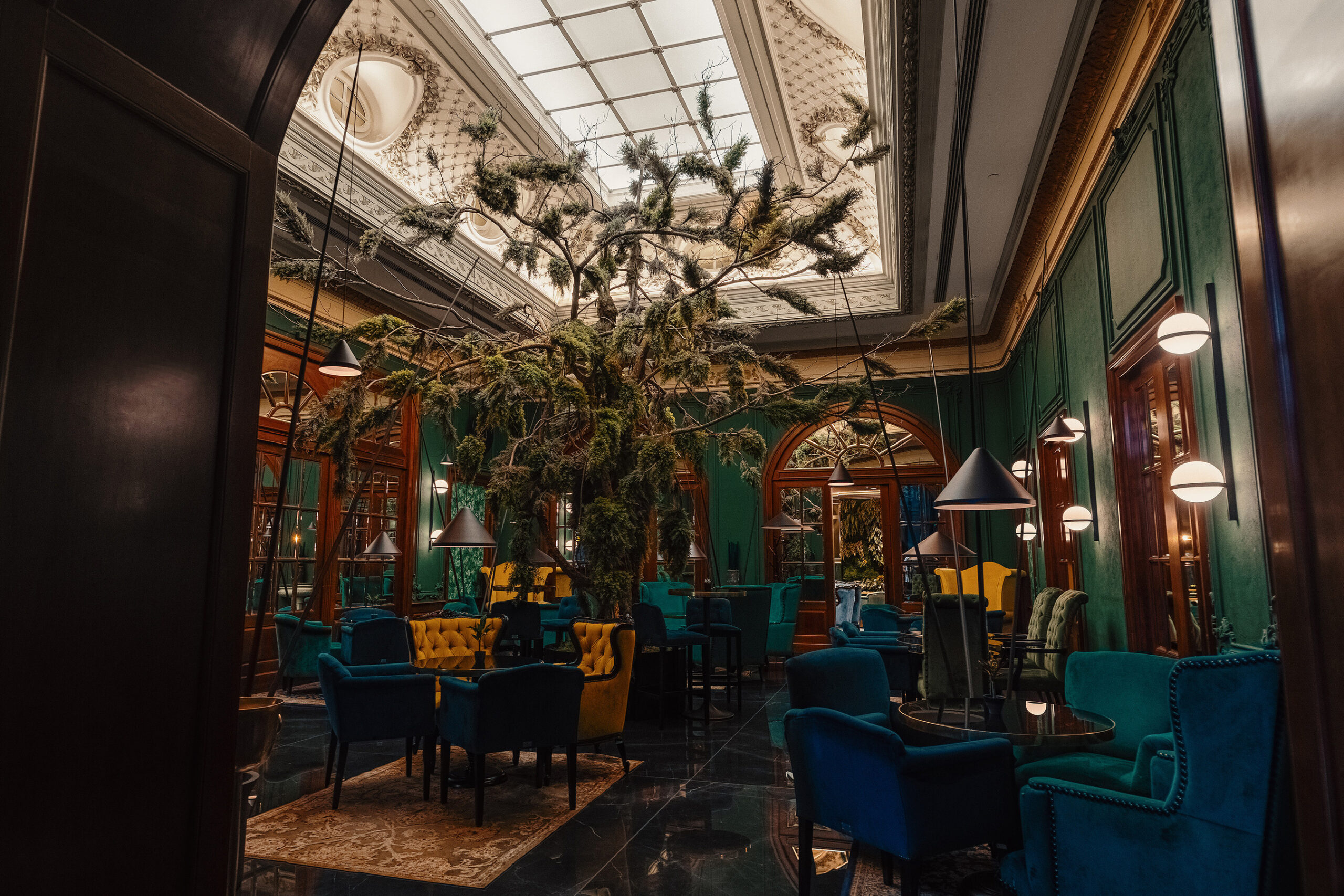 Mirror Bar